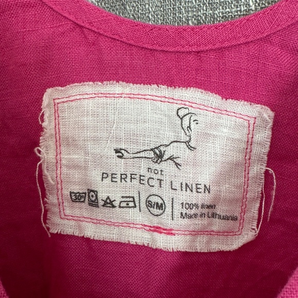 Not Perfect Linen Sicily Dress in S/M, Magenta - Picture 2 of 3